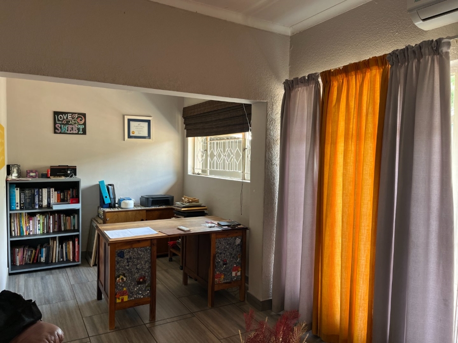5 Bedroom Property for Sale in Potchefstroom North West